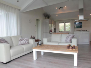 Lovely Holiday Home in Kattendijke near Centre